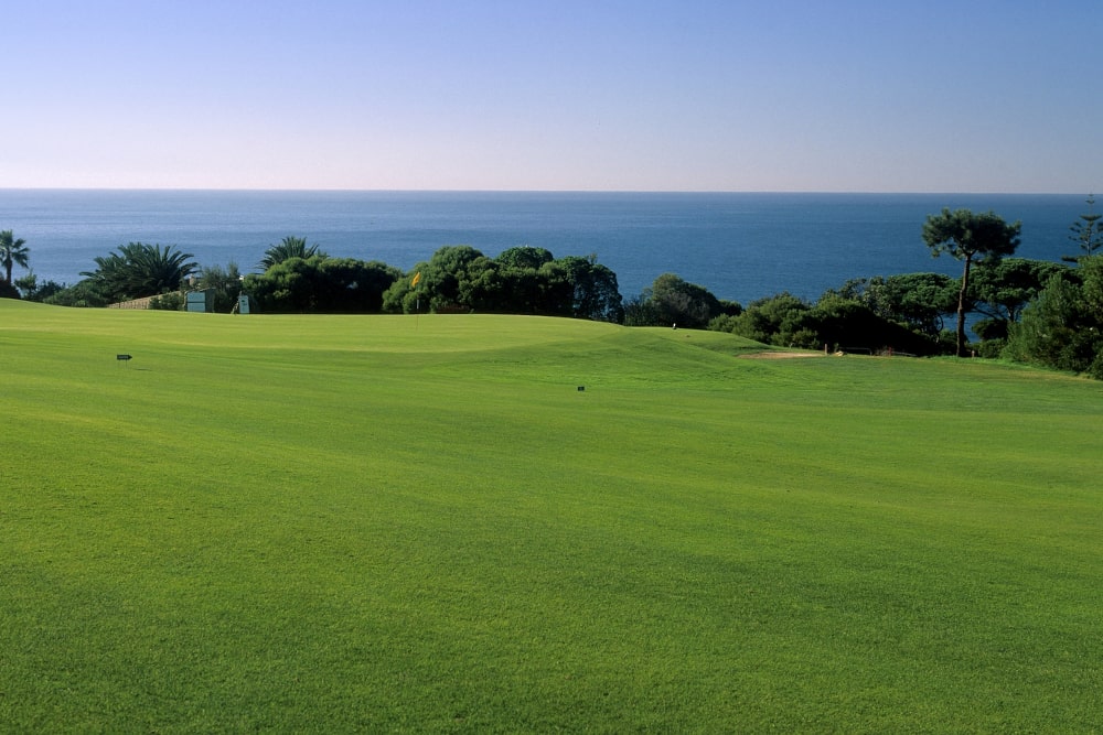https://golftravelpeople.agiledigitalsolutions.co.uk/wp-content/uploads/2019/04/Onyria-Quinta-da-Marinha-Golf-Club-Cascais-Lisbon-Portugal-12.jpg