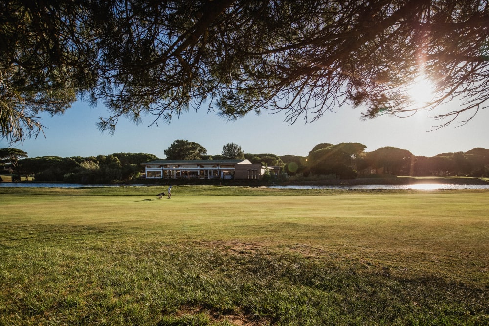 https://golftravelpeople.agiledigitalsolutions.co.uk/wp-content/uploads/2019/04/Onyria-Quinta-da-Marinha-Golf-Club-Cascais-Lisbon-Portugal-3.jpg