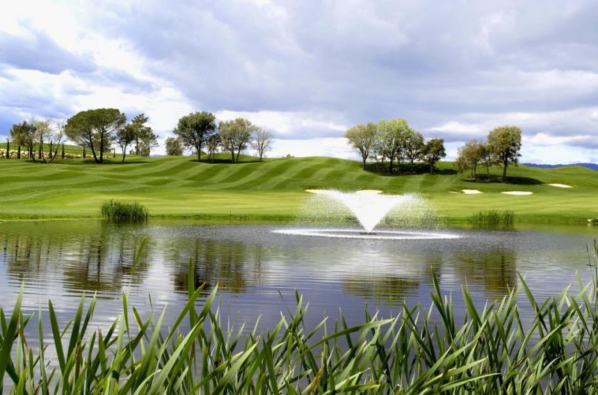 https://golftravelpeople.agiledigitalsolutions.co.uk/wp-content/uploads/2019/04/PGA-Catalunya-Tour-Course-9.jpg