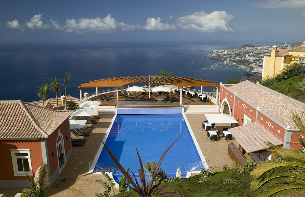 https://golftravelpeople.agiledigitalsolutions.co.uk/wp-content/uploads/2019/04/Palheiro-Village-Villas-and-Apartments-Madeira-15.jpg