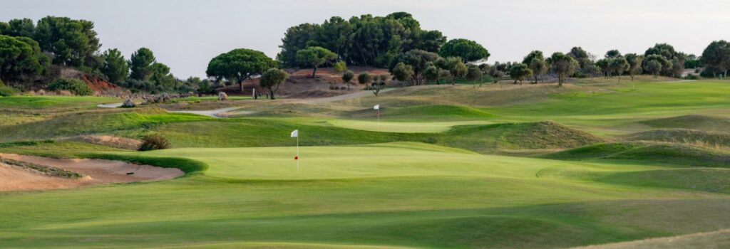 https://golftravelpeople.agiledigitalsolutions.co.uk/wp-content/uploads/2019/04/Palmares-Oecean-Living-and-Golf-Palmares-Golf-Club-Lagos-West-Algarve-41-1024x350.jpg