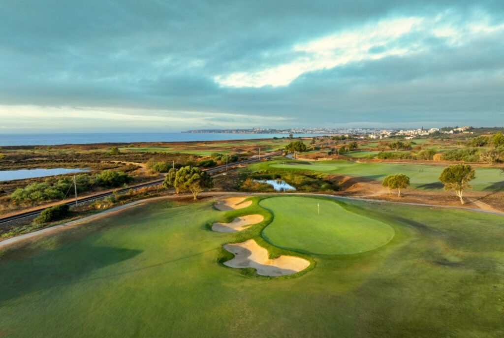 https://golftravelpeople.agiledigitalsolutions.co.uk/wp-content/uploads/2019/04/Palmares-Oecean-Living-and-Golf-Palmares-Golf-Club-Lagos-West-Algarve-54-1024x687.jpg