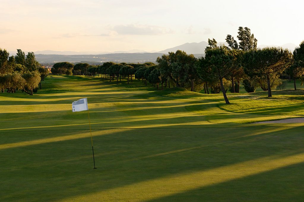 https://golftravelpeople.agiledigitalsolutions.co.uk/wp-content/uploads/2019/04/Peralada-Golf-Club-10-1024x683.jpg