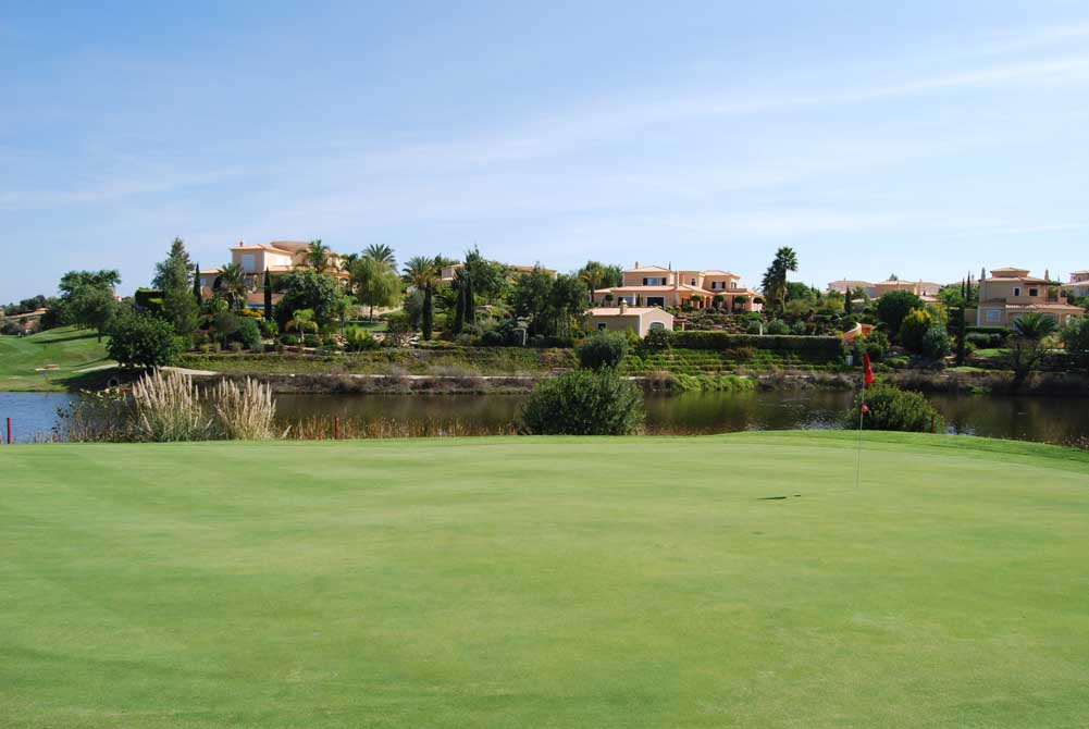 https://golftravelpeople.agiledigitalsolutions.co.uk/wp-content/uploads/2019/04/Pestana-Gramacho-Golf-Club-3.jpg