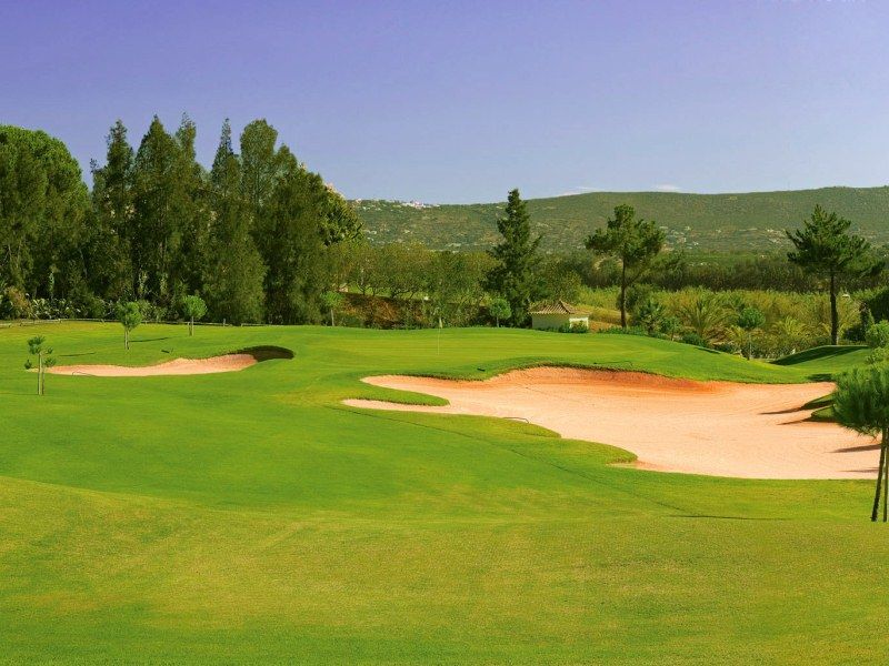 https://golftravelpeople.agiledigitalsolutions.co.uk/wp-content/uploads/2019/04/Pinheiros-Altos-Golf-Club-Corks-Course-4.jpg