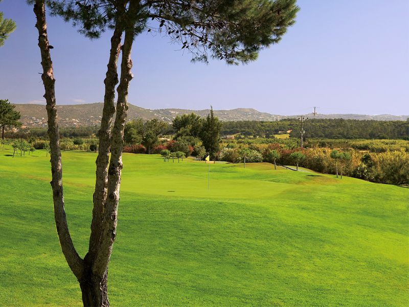 https://golftravelpeople.agiledigitalsolutions.co.uk/wp-content/uploads/2019/04/Pinheiros-Altos-Golf-Club-Corks-Course-6.jpg