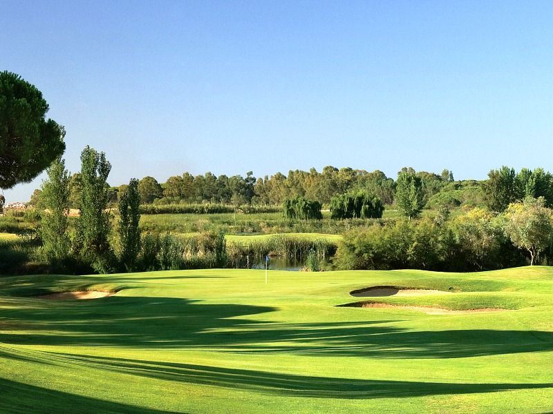 https://golftravelpeople.agiledigitalsolutions.co.uk/wp-content/uploads/2019/04/Pinheiros-Altos-Golf-Club-Olives-Course-2.jpg