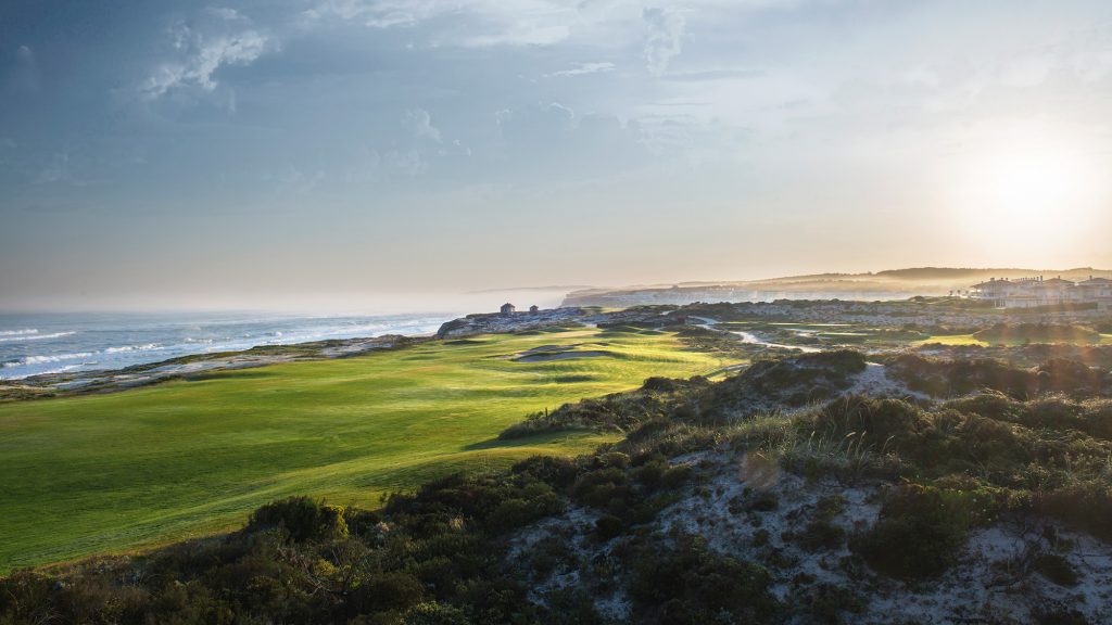 https://golftravelpeople.agiledigitalsolutions.co.uk/wp-content/uploads/2019/04/Praia-del-Rey-Golf-Club-1-New-12-1024x576.jpg