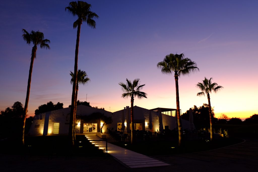 https://golftravelpeople.agiledigitalsolutions.co.uk/wp-content/uploads/2019/04/Quinta-da-Ria-Cima-Clubhouse-Eastern-Algarve-Portugal-1-1024x683.jpeg