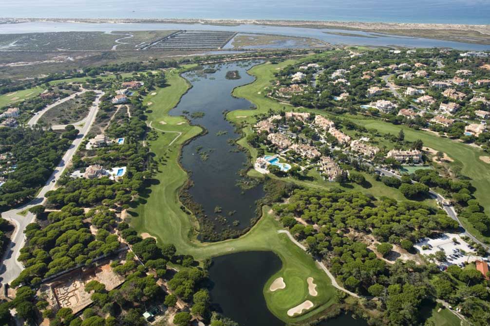 https://golftravelpeople.agiledigitalsolutions.co.uk/wp-content/uploads/2019/04/Quinta-do-Lago-Golf-Club-South-11.jpg