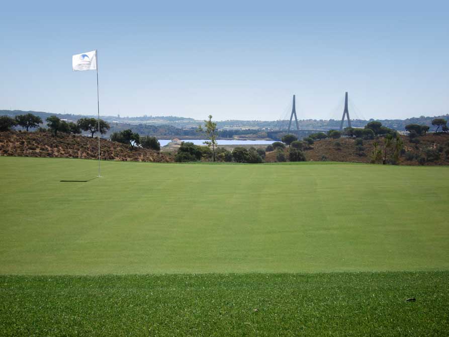https://golftravelpeople.agiledigitalsolutions.co.uk/wp-content/uploads/2019/04/Quinta-do-Vale-Golf-Club-6.jpg