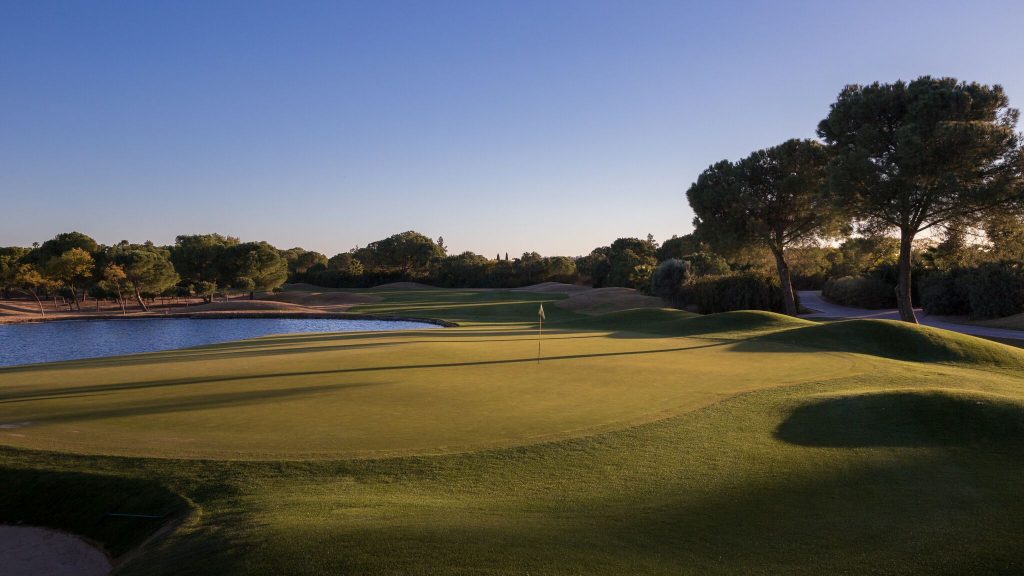https://golftravelpeople.agiledigitalsolutions.co.uk/wp-content/uploads/2019/04/Real-Club-Seville-Winter-Conditions-14-1024x576.jpeg