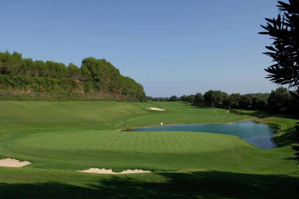 https://golftravelpeople.agiledigitalsolutions.co.uk/wp-content/uploads/2019/04/Real-Club-Valderrama-11-1024x681.jpg