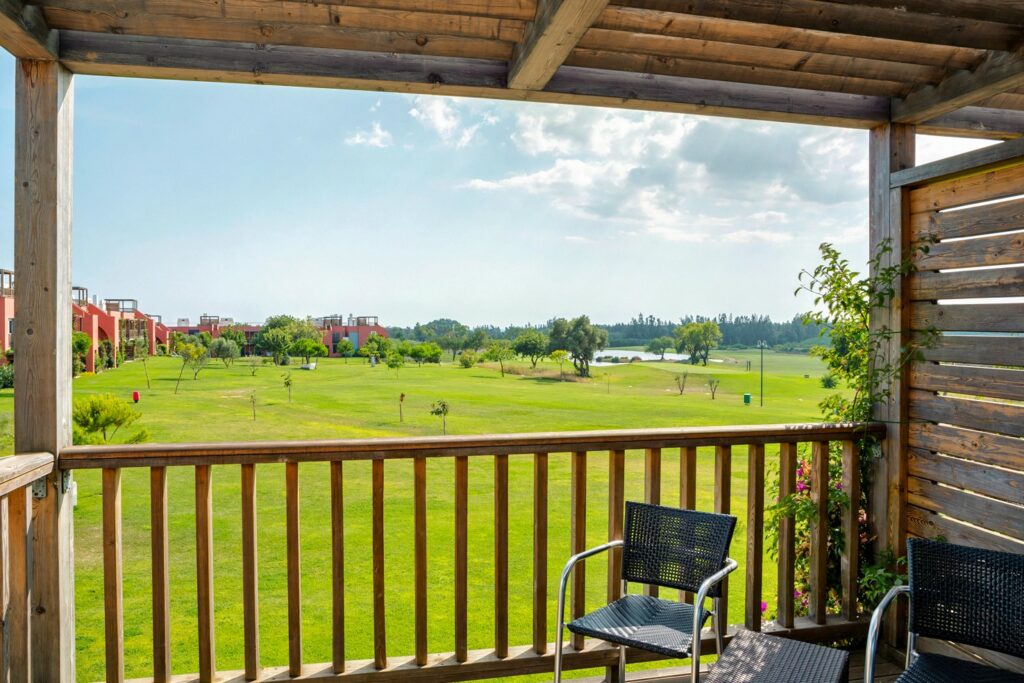 https://golftravelpeople.agiledigitalsolutions.co.uk/wp-content/uploads/2019/04/Robinson-Club-Quinta-da-Ria-East-Algarve-Portugal-Bedrooms-and-Suites-3-1024x683.jpg