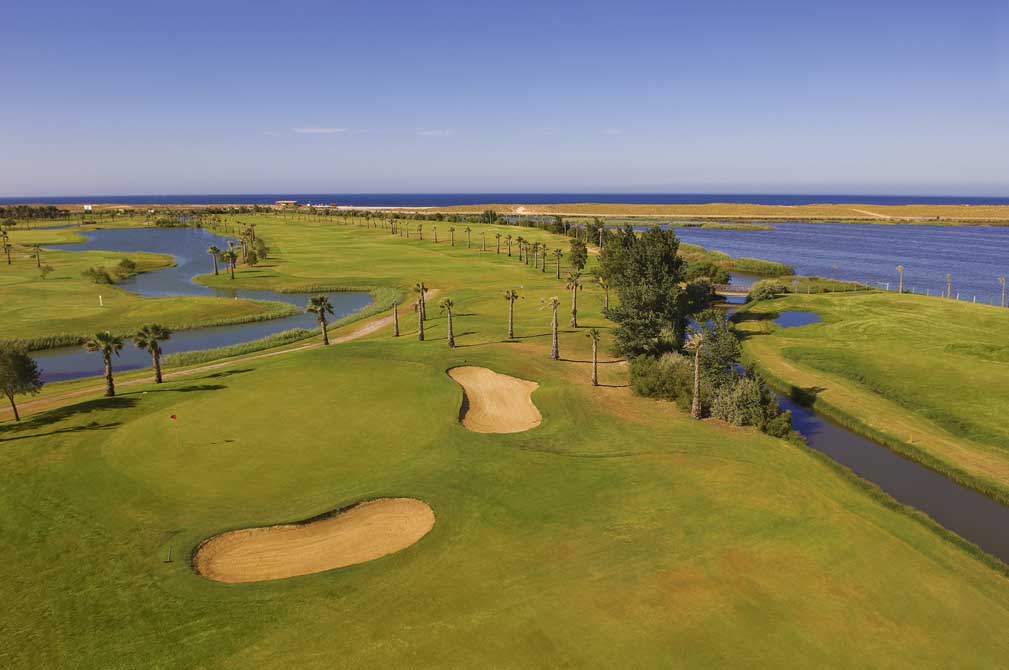 https://golftravelpeople.agiledigitalsolutions.co.uk/wp-content/uploads/2019/04/Salgados-Golf-Club-2.jpg