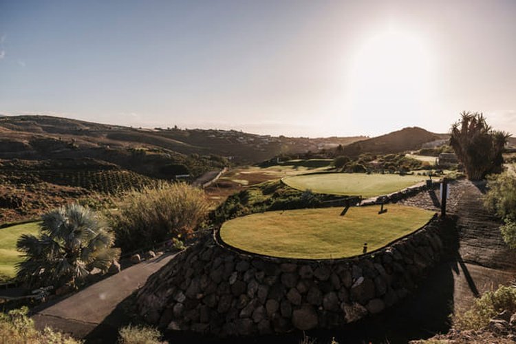 https://golftravelpeople.agiledigitalsolutions.co.uk/wp-content/uploads/2019/04/Salobre-Resort-and-Serenity-Salobre-Golf-Courses-12.jpg