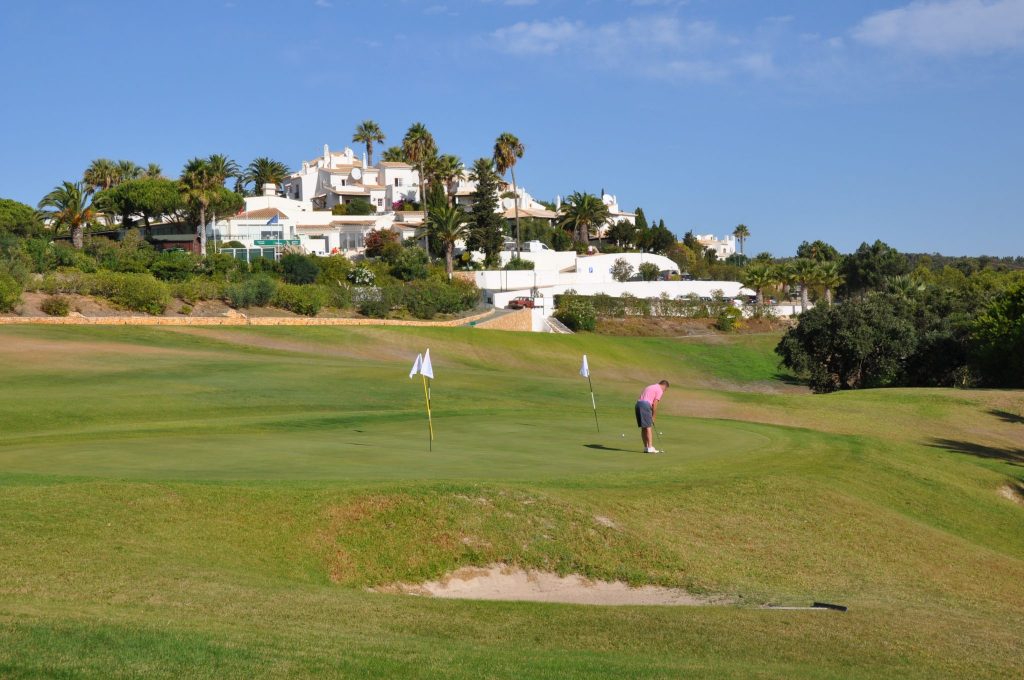 https://golftravelpeople.agiledigitalsolutions.co.uk/wp-content/uploads/2019/04/Santo-Antonio-Golf-Club-Algarve-Portugal-22-1024x680.jpg