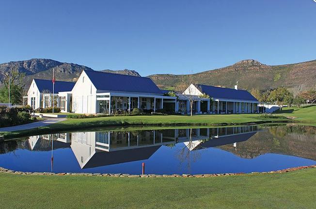 https://golftravelpeople.agiledigitalsolutions.co.uk/wp-content/uploads/2019/04/Steenberg-Golf-Club-3.jpg