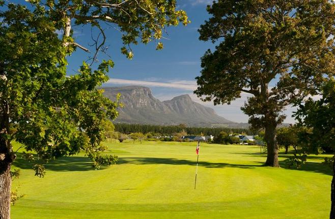 https://golftravelpeople.agiledigitalsolutions.co.uk/wp-content/uploads/2019/04/Steenberg-Golf-Club-5.jpg