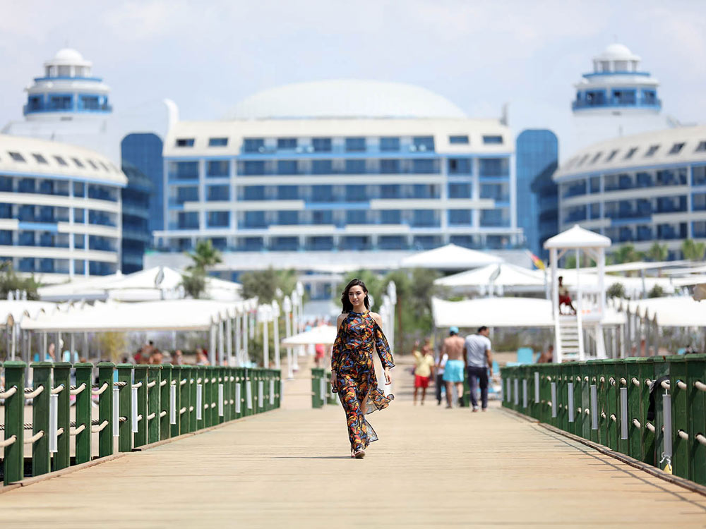 https://golftravelpeople.agiledigitalsolutions.co.uk/wp-content/uploads/2019/04/Sueno-Deluxe-Belek-Beach-and-Pier-6.jpg