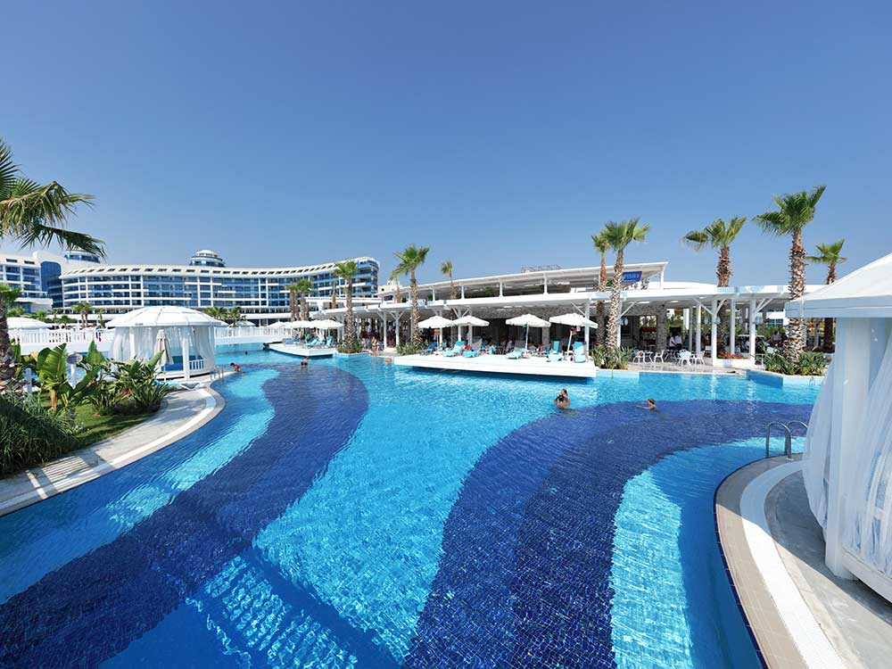 https://golftravelpeople.agiledigitalsolutions.co.uk/wp-content/uploads/2019/04/Sueno-Deluxe-Belek-Swimming-Pools-7.jpg