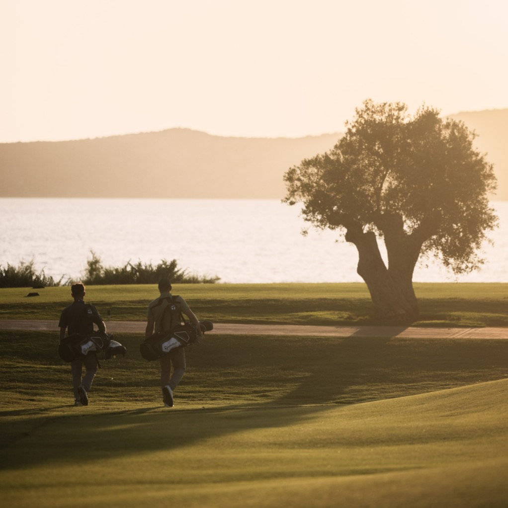https://golftravelpeople.agiledigitalsolutions.co.uk/wp-content/uploads/2019/04/The-Bay-Course-at-Costa-Navarino-Greece-22.jpg