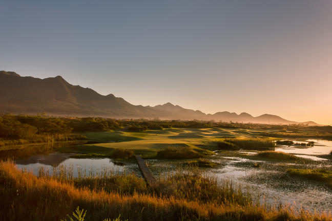 https://golftravelpeople.agiledigitalsolutions.co.uk/wp-content/uploads/2019/04/The-Links-at-Fancourt-Golf-Club-5.jpg