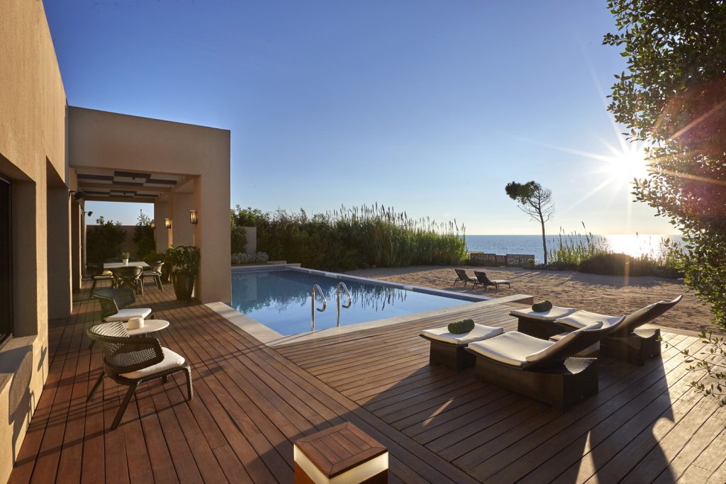 https://golftravelpeople.agiledigitalsolutions.co.uk/wp-content/uploads/2019/04/The-Romanos-Luxury-Collection-Resort-at-Costa-Navarino-Ambassador-Villas-Ithomi-Sapientza-Terrace-1024x683.jpg