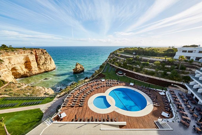 https://golftravelpeople.agiledigitalsolutions.co.uk/wp-content/uploads/2019/04/Tivoli-Carvoeiro-Hotel-Algarve-3.jpg