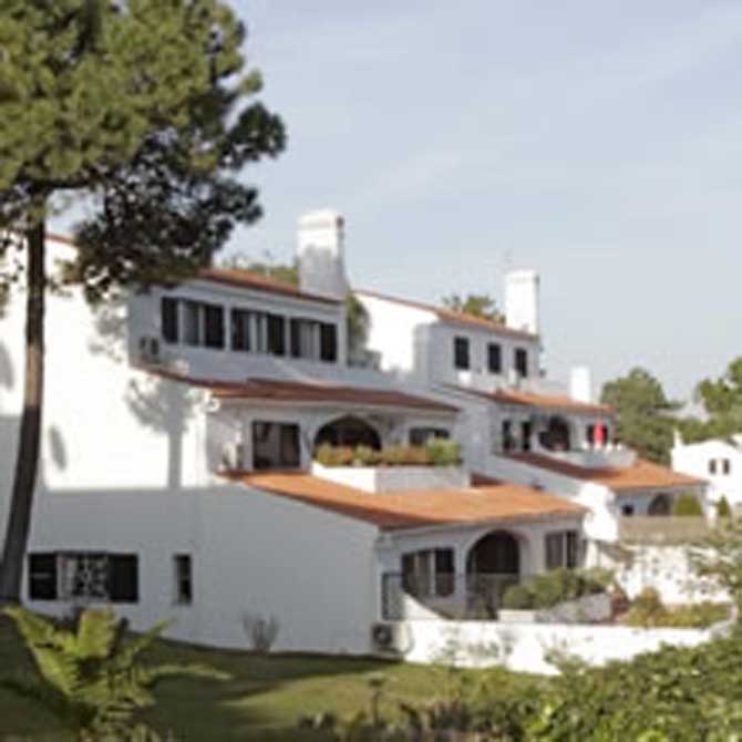https://golftravelpeople.agiledigitalsolutions.co.uk/wp-content/uploads/2019/04/Vale-do-Lobo-Apartments-2.jpg