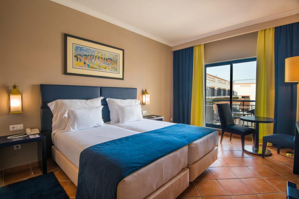 https://golftravelpeople.agiledigitalsolutions.co.uk/wp-content/uploads/2019/04/Vila-Gale-Hotel-Tavira-Bedrooms-7-Copy-1024x683.jpg