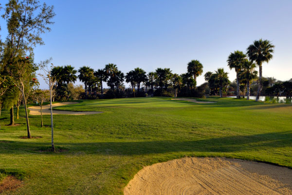 https://golftravelpeople.agiledigitalsolutions.co.uk/wp-content/uploads/2019/04/golf-las-americas-tenerife-18.jpg