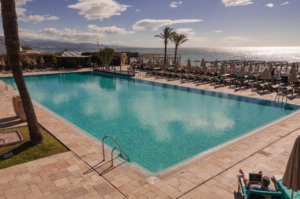 https://golftravelpeople.agiledigitalsolutions.co.uk/wp-content/uploads/2019/05/Guadalmina-Hotel-Spa-and-Golf-Resort-Swimming-Pools-1-1024x680.jpg