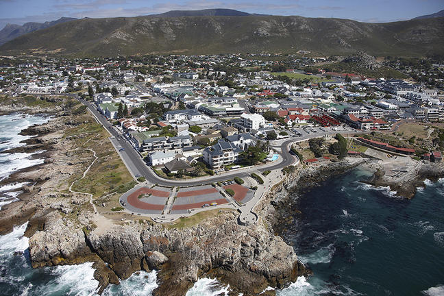 https://golftravelpeople.agiledigitalsolutions.co.uk/wp-content/uploads/2019/05/Harbour-House-Hotel-Hermanus-6.jpg
