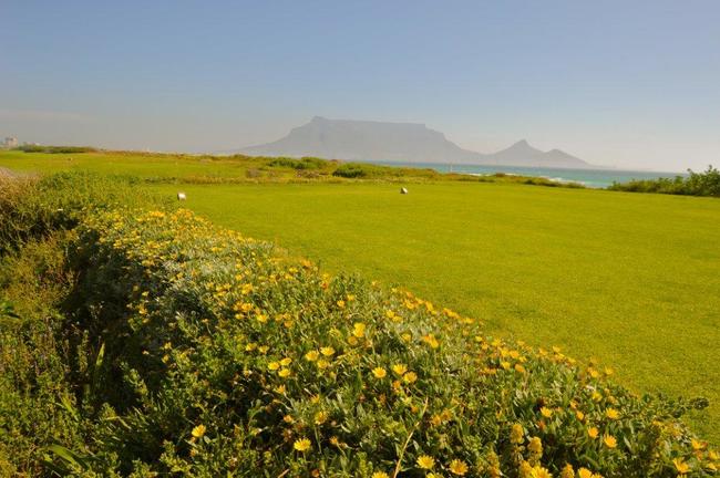 https://golftravelpeople.agiledigitalsolutions.co.uk/wp-content/uploads/2019/05/Milnerton-Golf-Club-2.jpg
