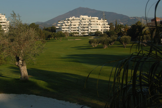 https://golftravelpeople.agiledigitalsolutions.co.uk/wp-content/uploads/2019/05/Real-Club-de-Golf-Guadalmina-34.jpg