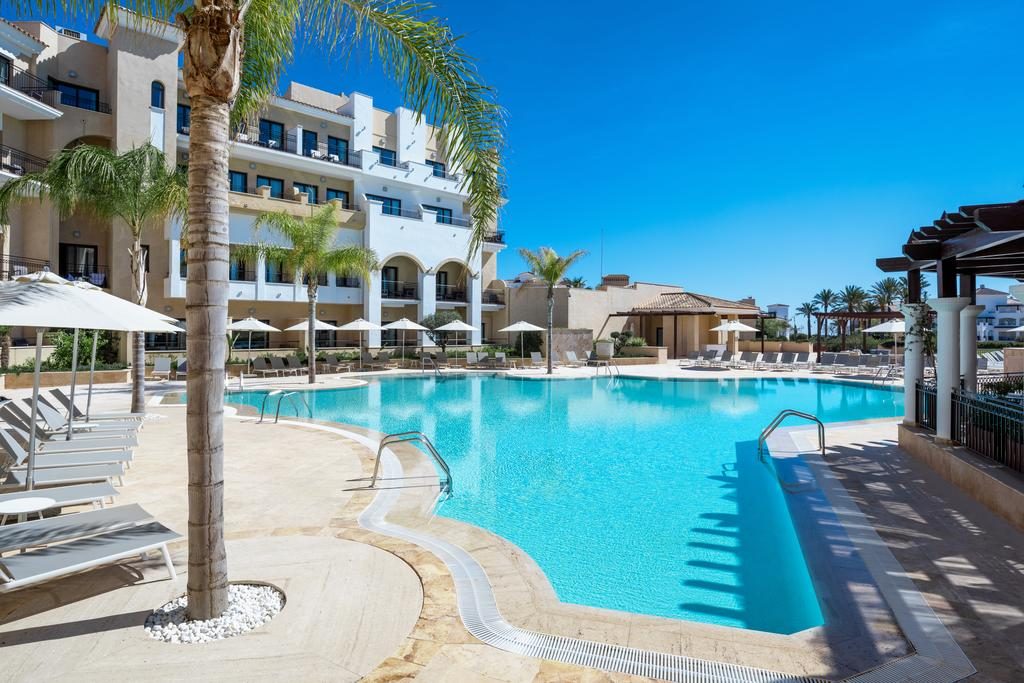 https://golftravelpeople.agiledigitalsolutions.co.uk/wp-content/uploads/2019/06/Doubletree-by-Hilton-La-Torre-Golf-Spa-Resort-Murcia-Spain-Swimming-Pools-45-1024x683.jpg
