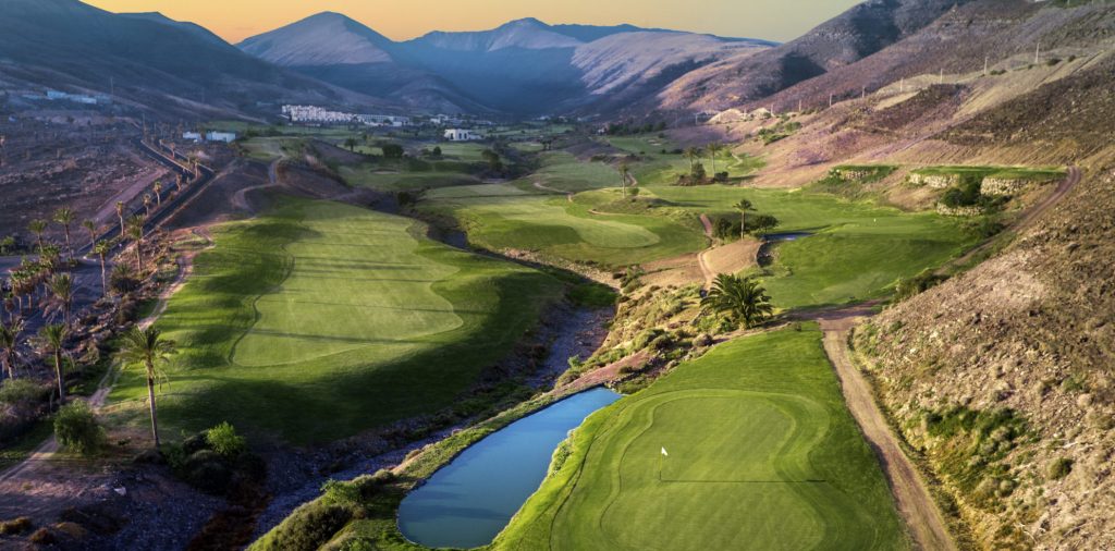 https://golftravelpeople.agiledigitalsolutions.co.uk/wp-content/uploads/2019/06/JANDIA-GOLF-FUERTEVENTURA-1024x506.jpg