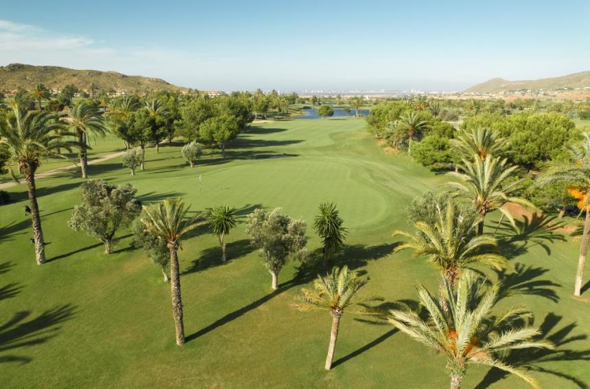 https://golftravelpeople.agiledigitalsolutions.co.uk/wp-content/uploads/2019/06/La-Manga-Club-North-Course-3.jpg