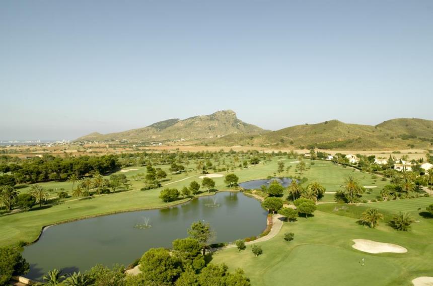 https://golftravelpeople.agiledigitalsolutions.co.uk/wp-content/uploads/2019/06/La-Manga-Club-South-Course-2.jpg