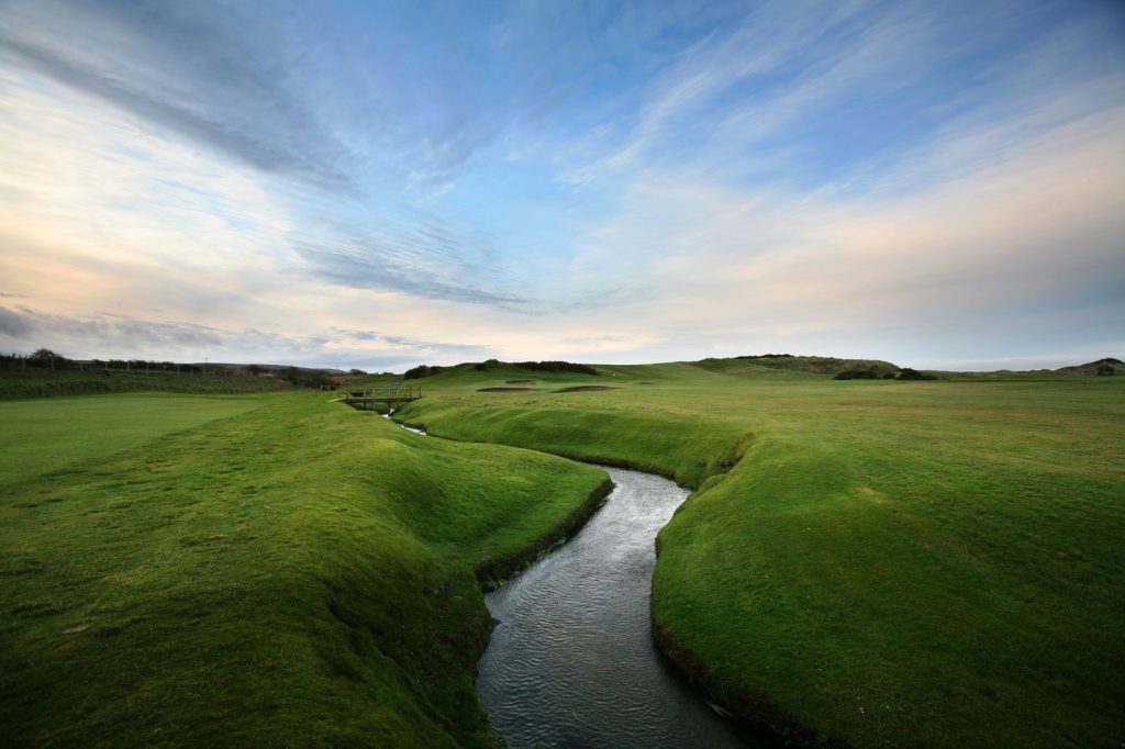 https://golftravelpeople.agiledigitalsolutions.co.uk/wp-content/uploads/2019/07/Castlerock-Golf-Club-Mussenden-Links-Northern-Ireland-3-1-1024x682.jpg