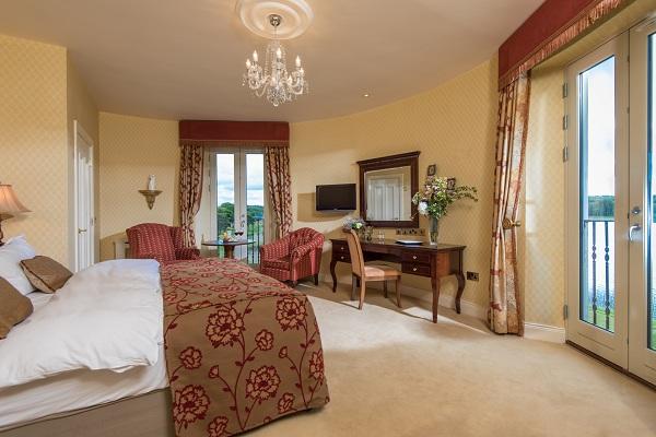 https://golftravelpeople.agiledigitalsolutions.co.uk/wp-content/uploads/2019/07/Lough-Erne-Resort-Bedrooms-11.jpg