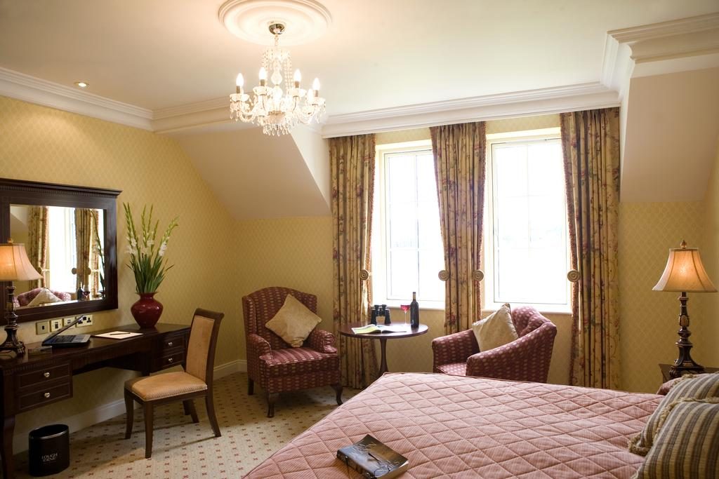 https://golftravelpeople.agiledigitalsolutions.co.uk/wp-content/uploads/2019/07/Lough-Erne-Resort-Bedrooms-6-1024x683.jpg