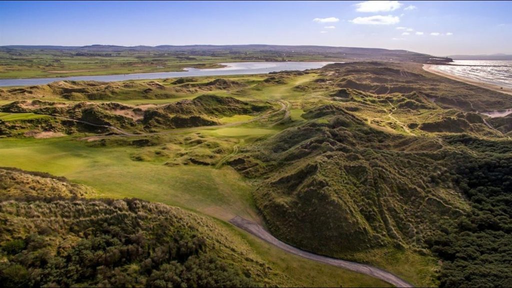 https://golftravelpeople.agiledigitalsolutions.co.uk/wp-content/uploads/2019/07/Portstewart-Golf-Club-Strand-Course-Northern-Ireland-13-1024x577.jpg