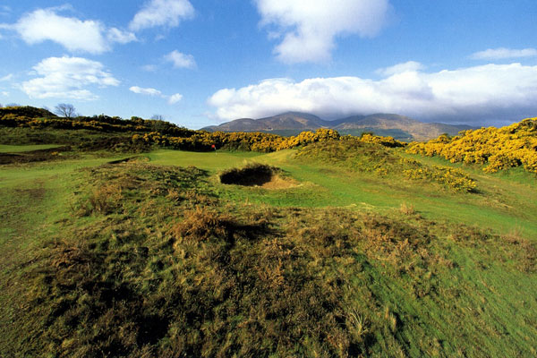 https://golftravelpeople.agiledigitalsolutions.co.uk/wp-content/uploads/2019/07/Royal-County-Down-Golf-Club-Annesley-Links-Northern-Ireland-7.jpg