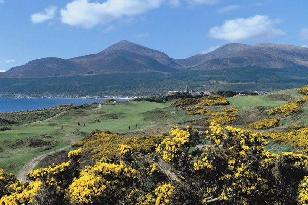 https://golftravelpeople.agiledigitalsolutions.co.uk/wp-content/uploads/2019/07/Royal-County-Down-Golf-Club-Championship-Links-24.jpg