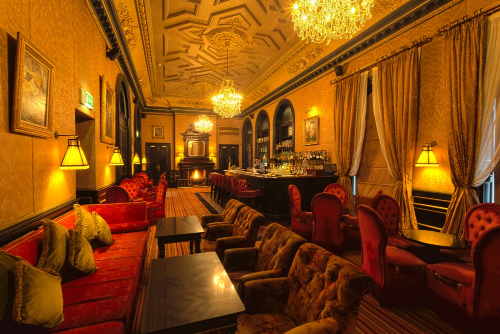 https://golftravelpeople.agiledigitalsolutions.co.uk/wp-content/uploads/2019/07/The-Merchant-Hotel-Belfast-Cocktail-Bar-1.jpg