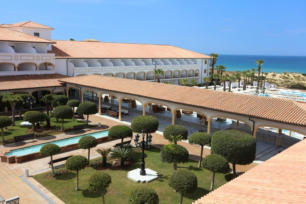 https://golftravelpeople.agiledigitalsolutions.co.uk/wp-content/uploads/2019/11/Iberostar-Andalucia-Playa-4-Copy-1024x683.jpg