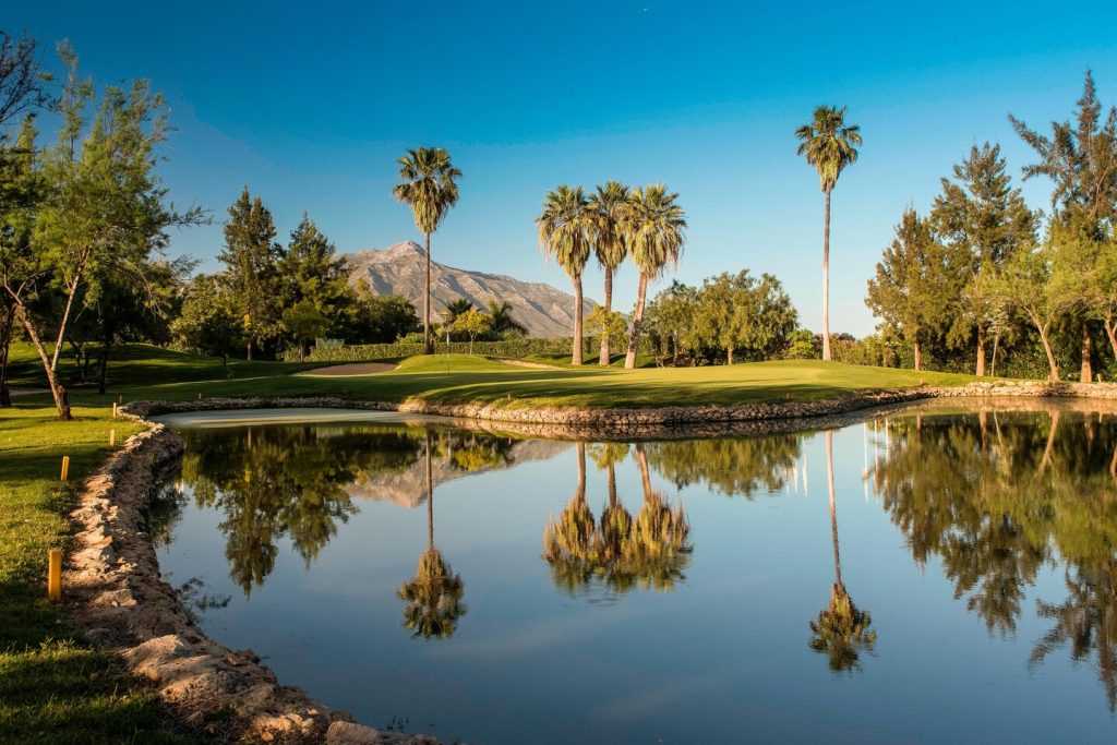 https://golftravelpeople.agiledigitalsolutions.co.uk/wp-content/uploads/2019/11/La-Quinta-Golf-and-Country-Club-2-1024x683.jpg