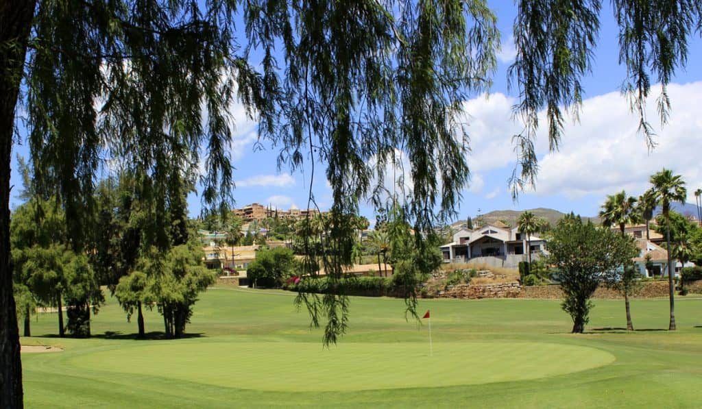 https://golftravelpeople.agiledigitalsolutions.co.uk/wp-content/uploads/2019/11/Los-Naranjos-Golf-Club-Marbella-14-1024x597.jpg